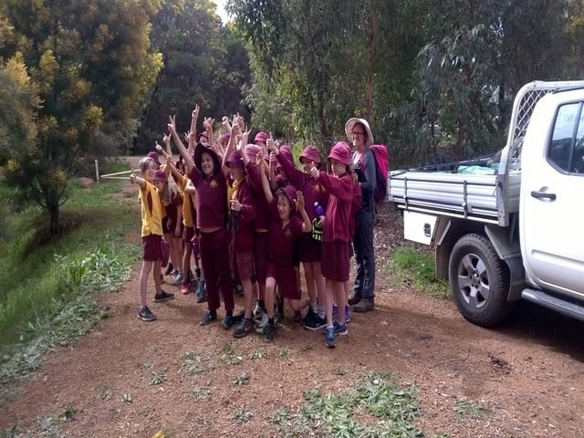 Enthusiastic Jarrahdale school children at Turtle Creek